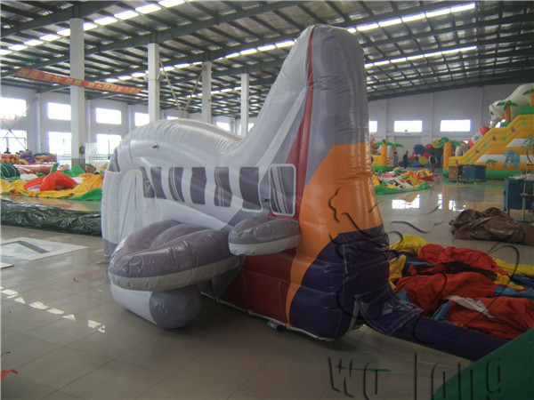 Inflatable airplane