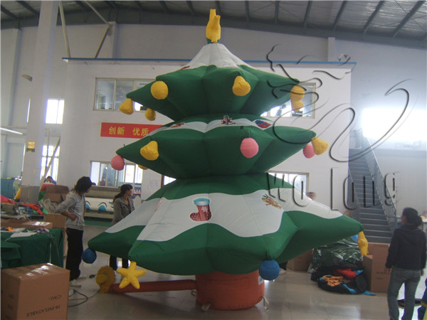 Inflatable christmas tree(2)